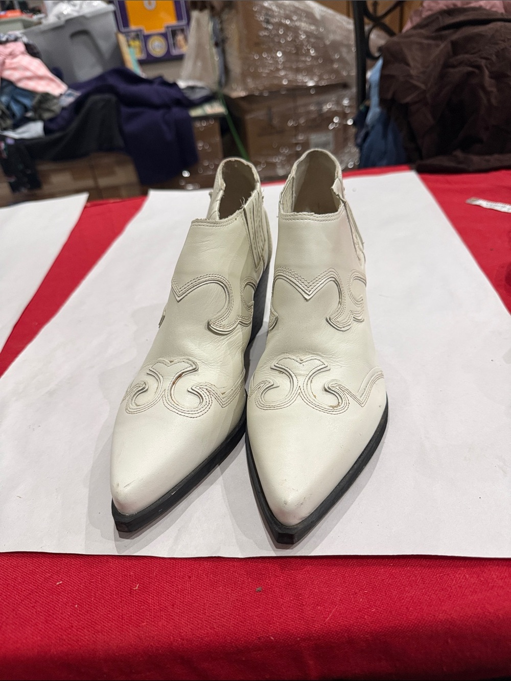 Steve Madden White Pointed Western Ankle Wedges - Picture 2 of 5